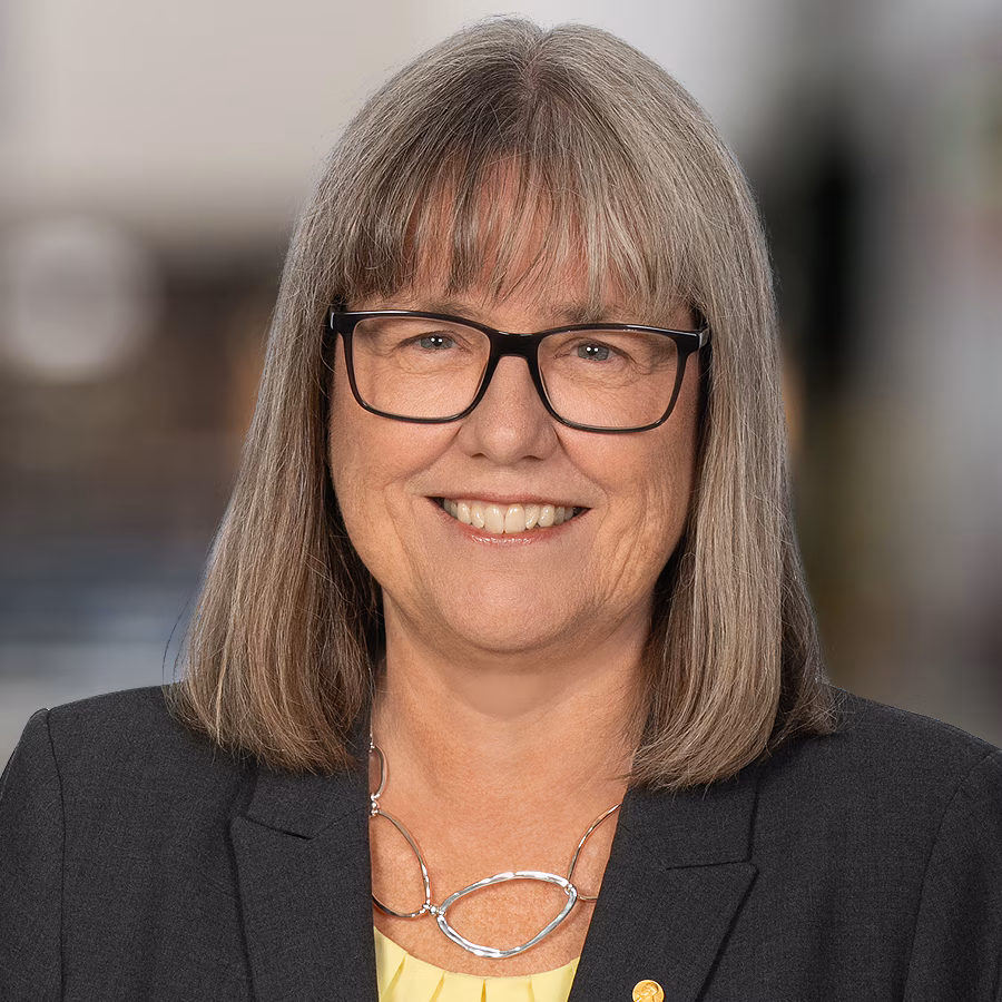 	Donna Strickland	